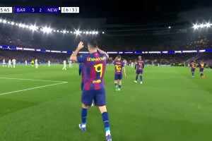 多點開花！拉菲尼亞角球開出，萊萬爭頂頭球破門