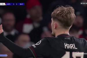  拜仁1-1扳平枪手！17岁天才卡尔包抄破门！格纳布里摆度助攻！