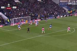 又是角球！馬丁內利頭球破門，阿森納2-1反超