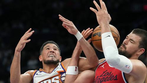 ??太陽擊沉快船 杰倫-格林首秀29分 布克24+6+7 比爾14中2