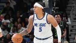 表現(xiàn)不錯！班凱羅14中6砍24分15板6助2斷1帽 殺傷力十足15罰11中