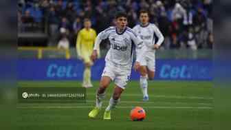 [咪咕全场集锦]意甲-杜维卡斯双响佩罗内建功 科莫客场3-0完胜比萨