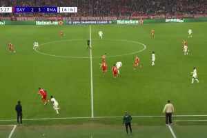 [射门被扑]频频造险！姆巴佩传中，巴尔韦德得球扣开防守抽射被扑