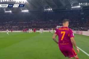  羅馬2-1再次領(lǐng)先尤文！佩萊格里尼戰(zhàn)術(shù)角球傳中，恩迪卡打門得手