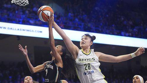 李月汝替補出戰(zhàn)5中4得8分7籃板1助攻1蓋帽，正負值+3