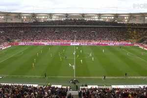 [咪咕全场集锦]德甲-阿德耶米、布兰特破门 多特2-0斯图加特距榜首9分