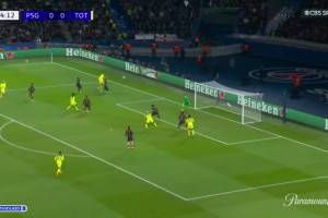 头球接力！穆阿尼头球摆渡，里沙利松头球破门