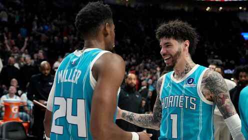 ??黃蜂19分逆轉開拓者止連敗 楊瀚森下放 格蘭特24分 米勒23+9