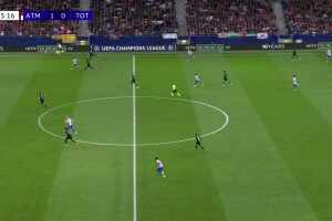 又是失誤！范德芬滑倒送禮，格列茲曼晃開防守低射破門