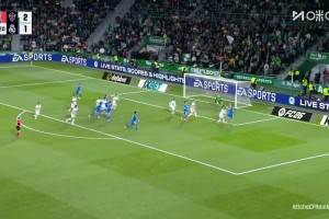 再度扳平！姆巴佩极限救球送助攻，贝林厄姆中路抢点破门