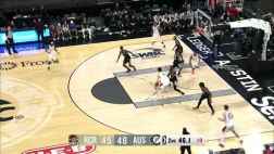 6中6簡直不可阻擋！楊瀚森籃下假動作虛晃勾手打進