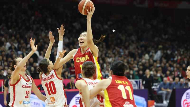 ??女籃世預賽-中國女籃戰勝捷克升小組第2 王思雨連得9分收比賽