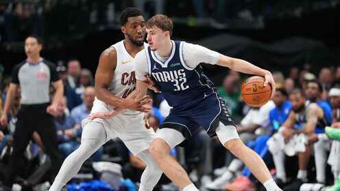 ??騎士33分大勝獨行俠！莫布里29+7 米切爾24+8 弗拉格25+5