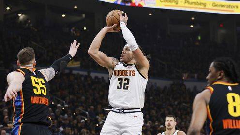 戈登全場拿下22分14籃板關鍵三分絕殺雷霆