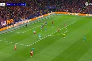  桑切斯禁區頭球攻門！馬馬爾達什維利飛身神勇撲出！