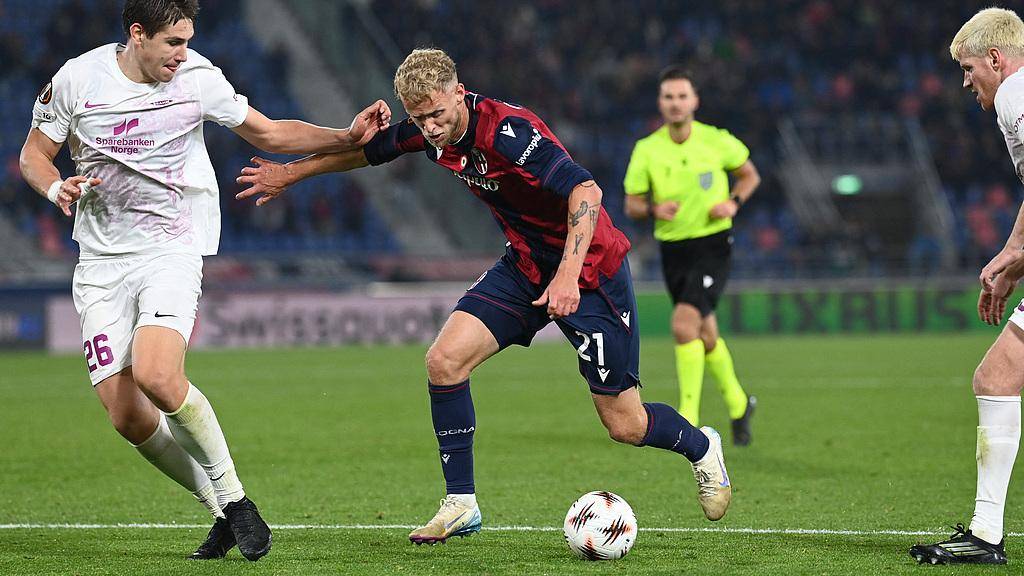  歐聯(lián)杯-利科揚(yáng)尼斯染紅 10人博洛尼亞0-0悶平布蘭