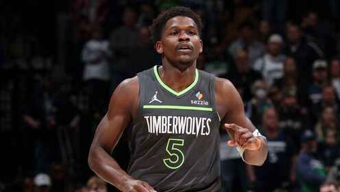 ??森林狼末節翻盤19分逆轉馬刺 愛德華茲23分 文班亞馬29+7