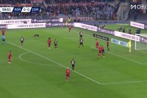 罗马打破僵局！苏莱做球，韦斯利后点贴地斩打远角得手