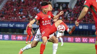 中超-河南3-2逆转终结蓉城11轮不败 韦世豪传射难救主 黄紫昌破门
