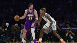 ??湖人送籃網(wǎng)10連敗 東契奇41+8 里夫斯末節(jié)砍15分 老詹14+6+8