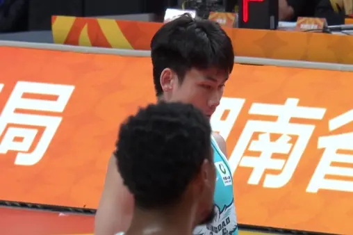 【全場(chǎng)回放】 青島嶗山啤酒vs浙江方興渡 (周鵬)