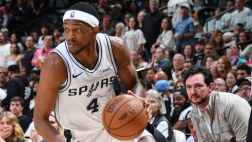 找找狀態！福克斯21投8中得24分6板5助1帽 得分全隊最高