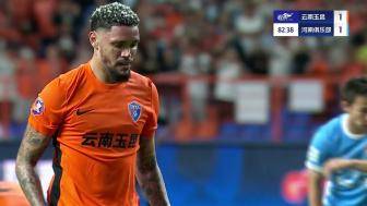 黄锐烽拉拽送点，恩里克点射破门玉昆2-1反超河南