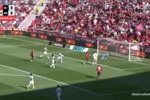 皇馬后防漏人 莫拉內(nèi)斯無人看管推射打破僵局