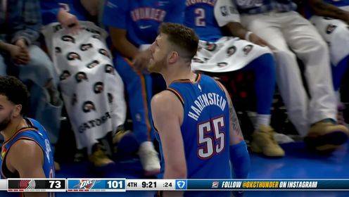 楊瀚森單挑哈騰打成2+1