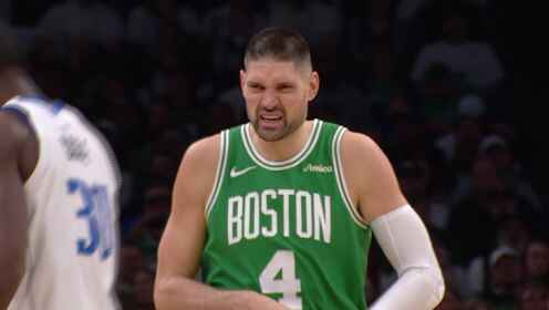 ??綠軍送獨(dú)行俠6連敗 塔圖姆復(fù)出15+12+7 布朗24+7+7  克萊19分