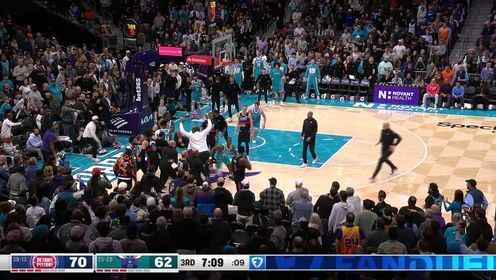 ??兩隊大亂斗4人被逐&黃蜂主帥遭逐 活塞終結黃蜂9連勝 CC33+9