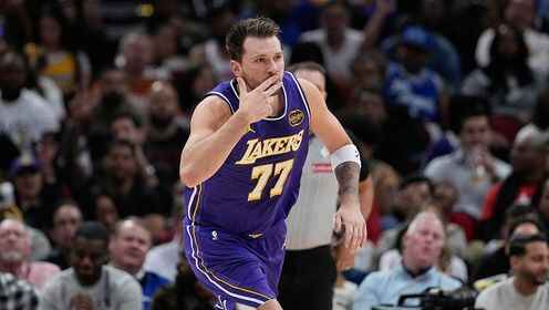 7三分準三雙！東契奇vs火箭40分9板10助集錦