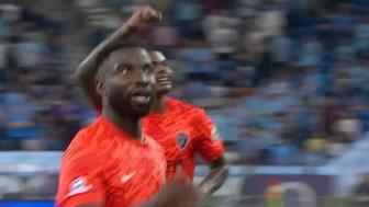 克萊伯直塞奧斯卡低射破門，云南玉昆4-2領(lǐng)先深圳新鵬城