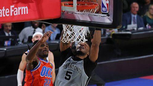 打得可以！卡斯尔16中9拿到22分6板2助 6失误略多