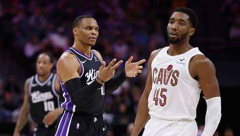 ??騎士逆轉送國王12連敗 米切爾35分 哈登首秀23+8 威少21+9