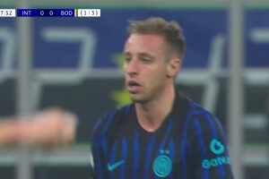 [头球攻门] 可惜！迪马尔科角球开出！弗拉泰西头球攻门遭神扑！