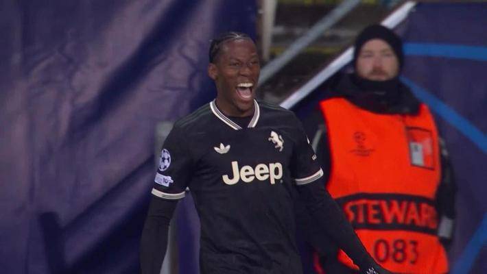 绝杀！伊尔迪兹突破打门被扑，戴维跟进补射得手