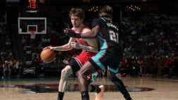 未來可期！布澤利斯21中10空砍29分10板3助1斷3帽