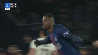  巴黎先下一城！維蒂尼亞助攻，登貝萊外圍低射破門！