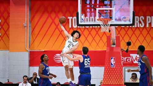  夏联-雄鹿险胜76人 伯里斯27+5&绝杀上篮 阿亚伊22分