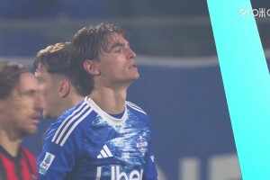  米蘭前場被斷球！尼科-帕斯跟進抽射，邁尼昂飛身撲出！