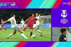 [逃过红牌]争议！邵子钦遭对手蹬踏膝盖，主裁看过VAR后只出示黄牌?