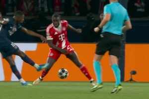 [进球视频]拜仁2-5落后！登贝莱晃开防守抽射近角破门，诺伊尔毫无反应！