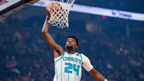 活力十足！米勒全面砍下25分13板6助&拼下5前場板 三分10中5