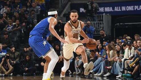 ??勇士三人20+輕取魔術 庫里26+6 巴特勒21分 班凱羅21+12+7