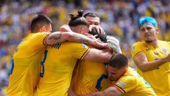  欧洲杯-罗马尼亚3-0完胜乌克兰 中超旧将斯坦丘穿云箭卢宁送礼