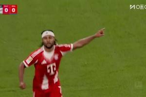 拜仁1-0領(lǐng)先藥廠！比朔夫直塞，格納布里超車寬薩后單刀破門