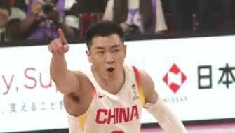 中國男籃追平比分！高詩巖上來一記急停三分！