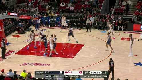 全能輸出！阿門15中7拿到21分8板9助2斷 正負值+15最高