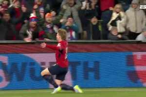  世預(yù)賽-蘇爾克世界波霍伊倫失點 捷克點球5-3丹麥晉級